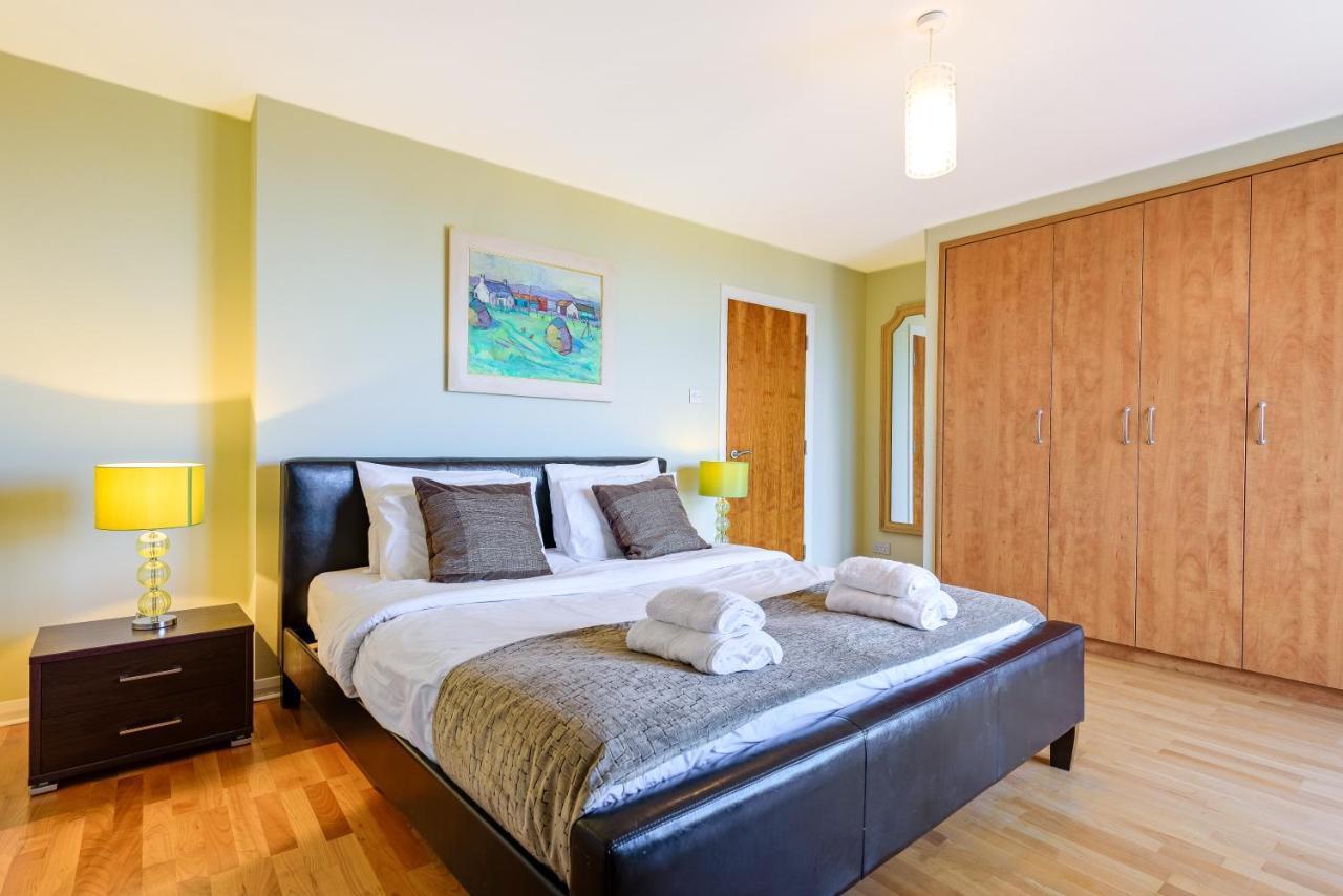 Britannia Penthouse Apartment Edinburgh Luaran gambar