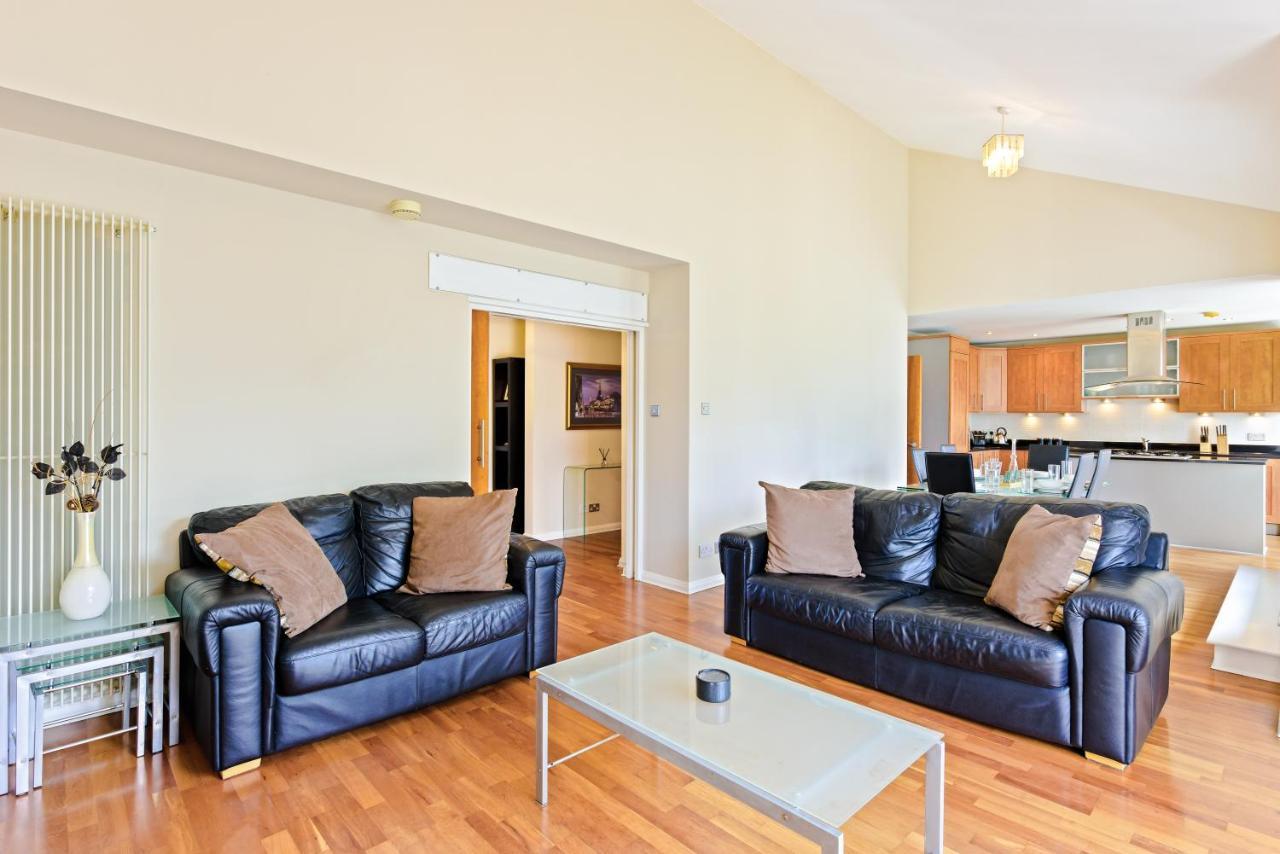 Britannia Penthouse Apartment Edinburgh Luaran gambar