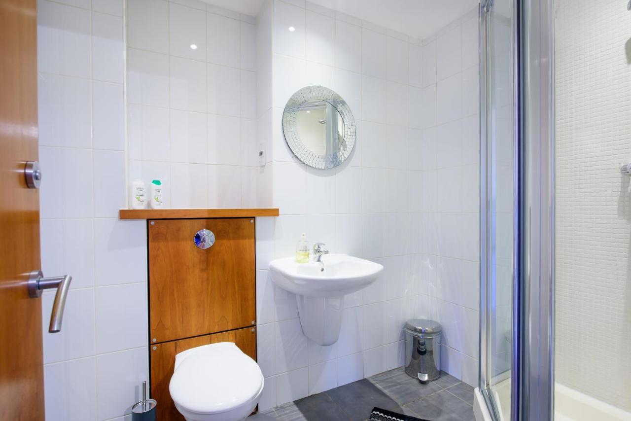 Britannia Penthouse Apartment Edinburgh Luaran gambar