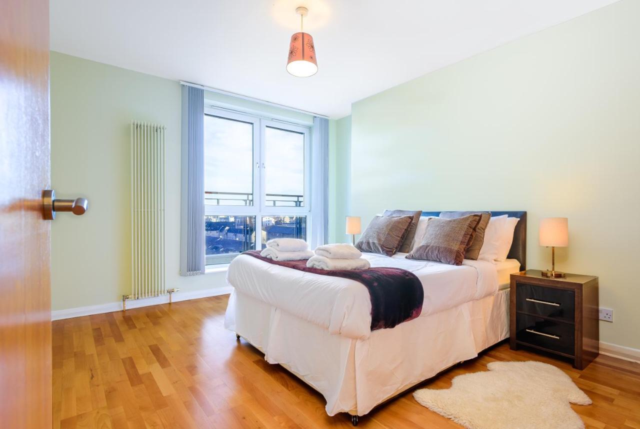 Britannia Penthouse Apartment Edinburgh Luaran gambar