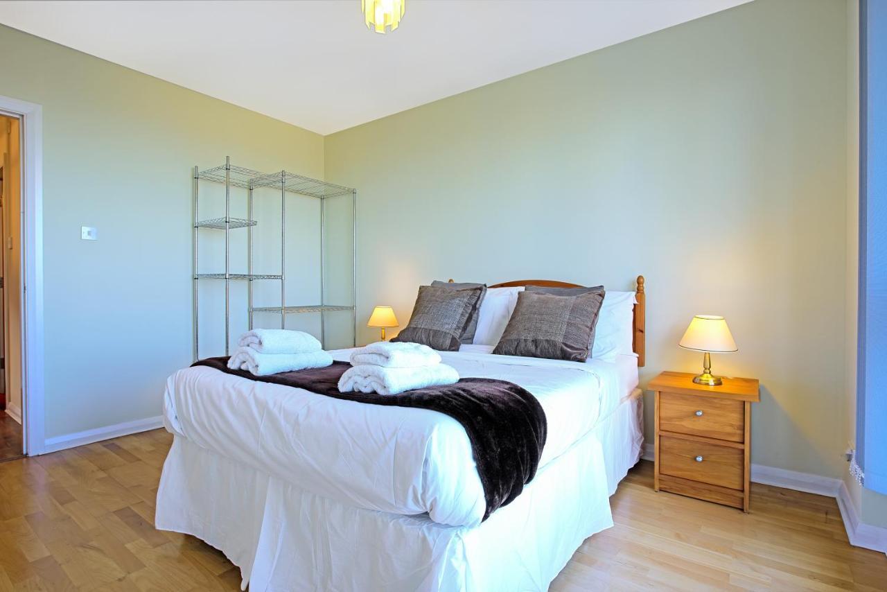 Britannia Penthouse Apartment Edinburgh Luaran gambar