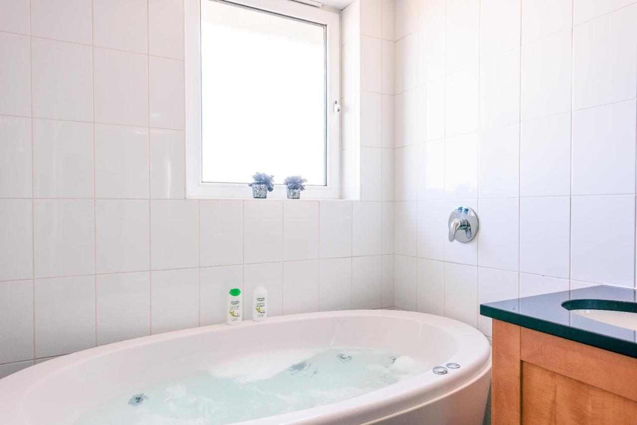 Britannia Penthouse Apartment Edinburgh Luaran gambar